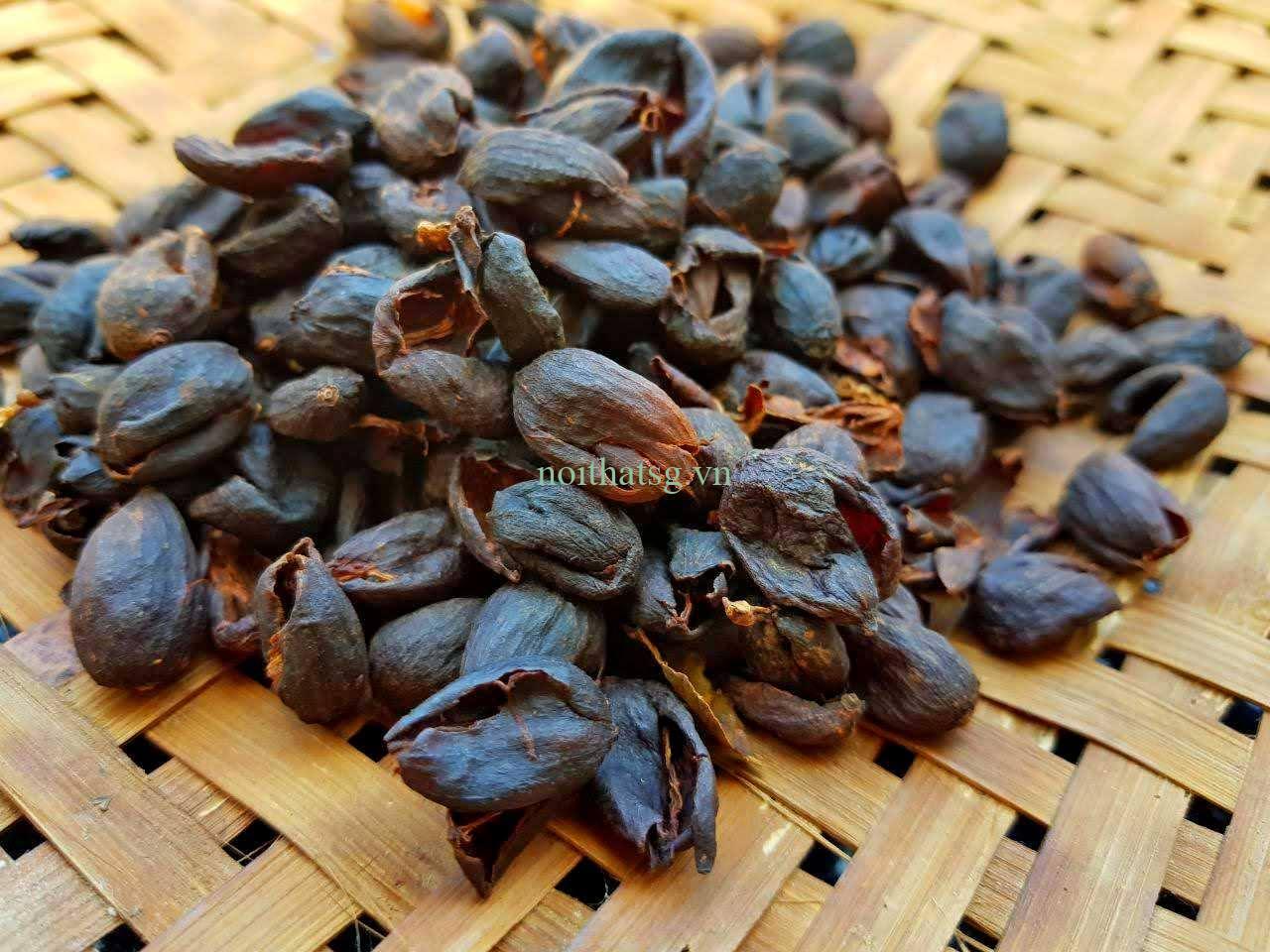 5 Cách Khử Mùi Ván Gỗ Công Nghiệp Hiệu Quả Cho Văn Phòng Mới 2 Dùng than hoạt tính hoặc bã cà phê/trà khô